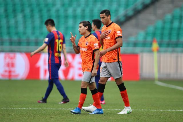 世界杯官方app下载-【中超】金特罗任意球中柱AK连失良机 深足0比0青岛